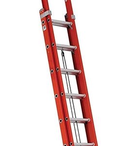 Ladder 28' Extension Ladder w/ V-Rung, Strand Hooks and Levelers